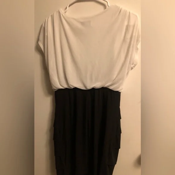 White and Black Sweet Storm Dress - Picture 9 of 9